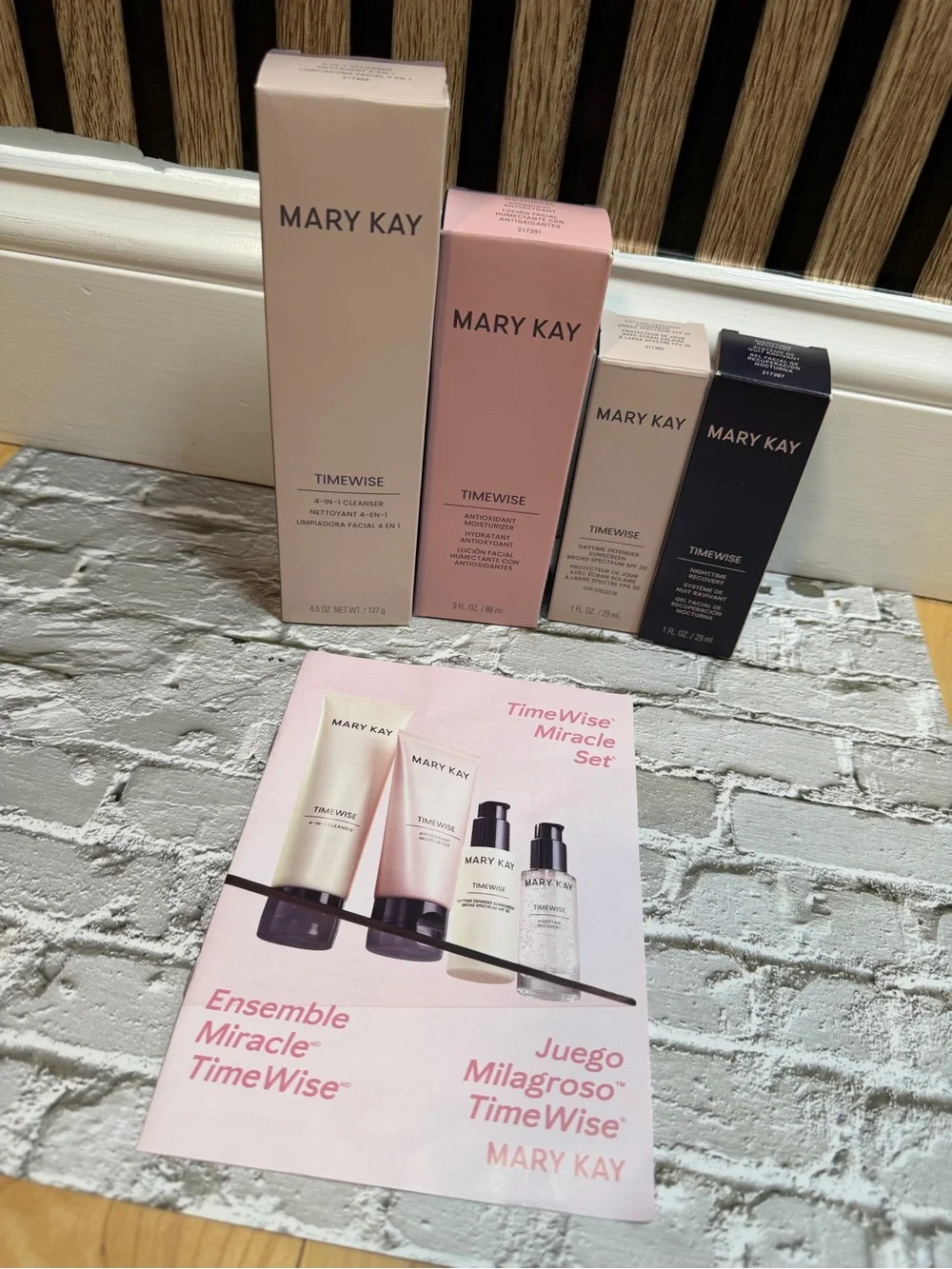 Mary Kay TimeWise Primer Set - Pink, Black, Cream
